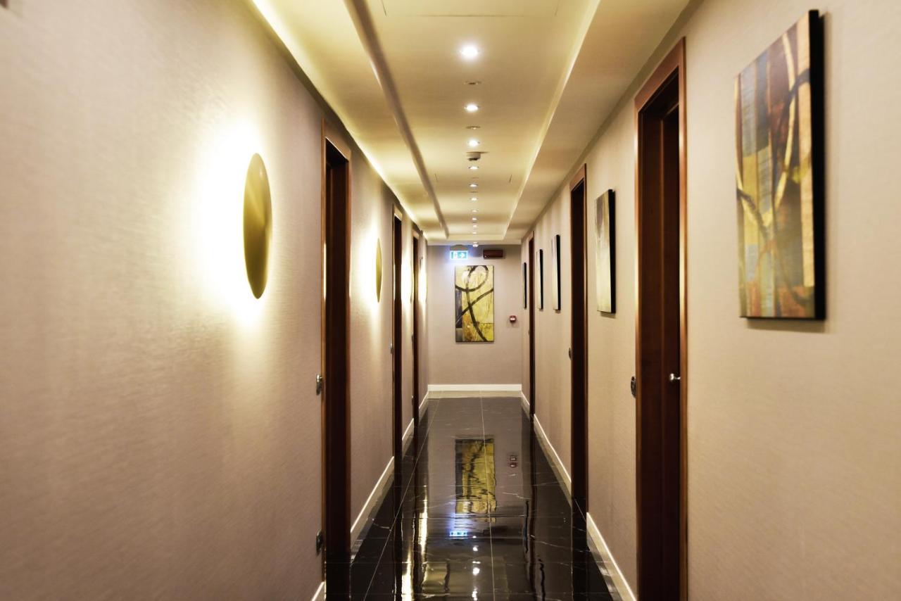 Magri'S Hotel نابولي المظهر الخارجي الصورة