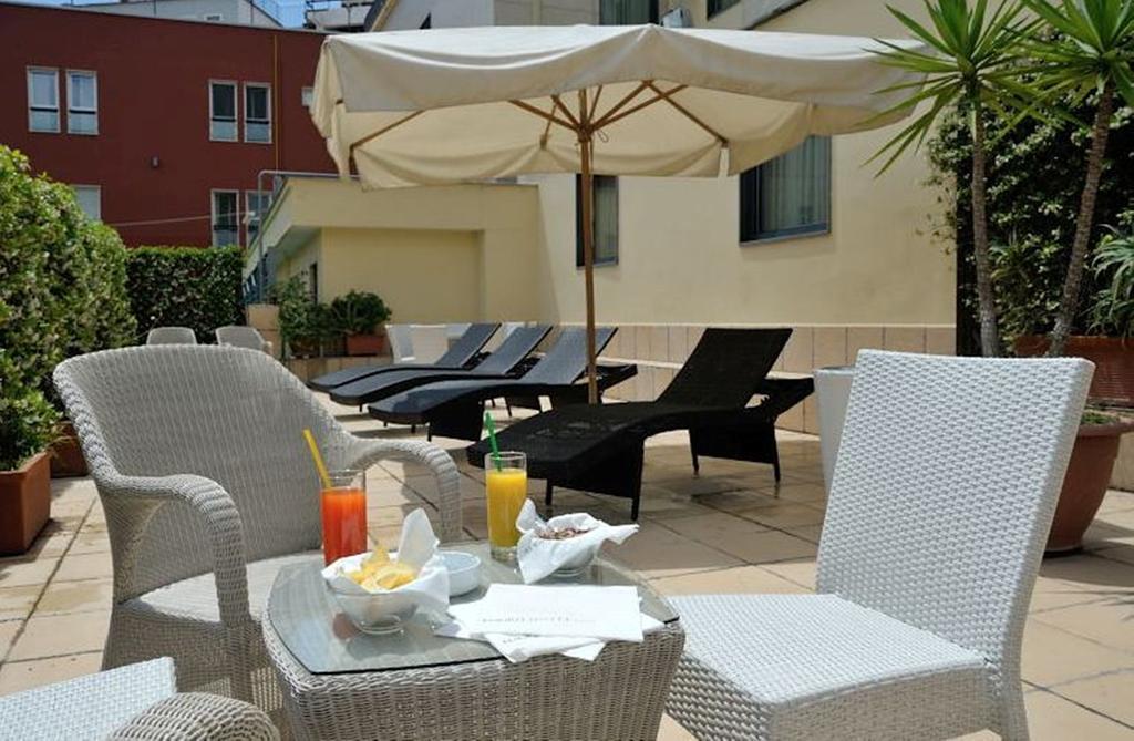 Magri'S Hotel نابولي المظهر الخارجي الصورة