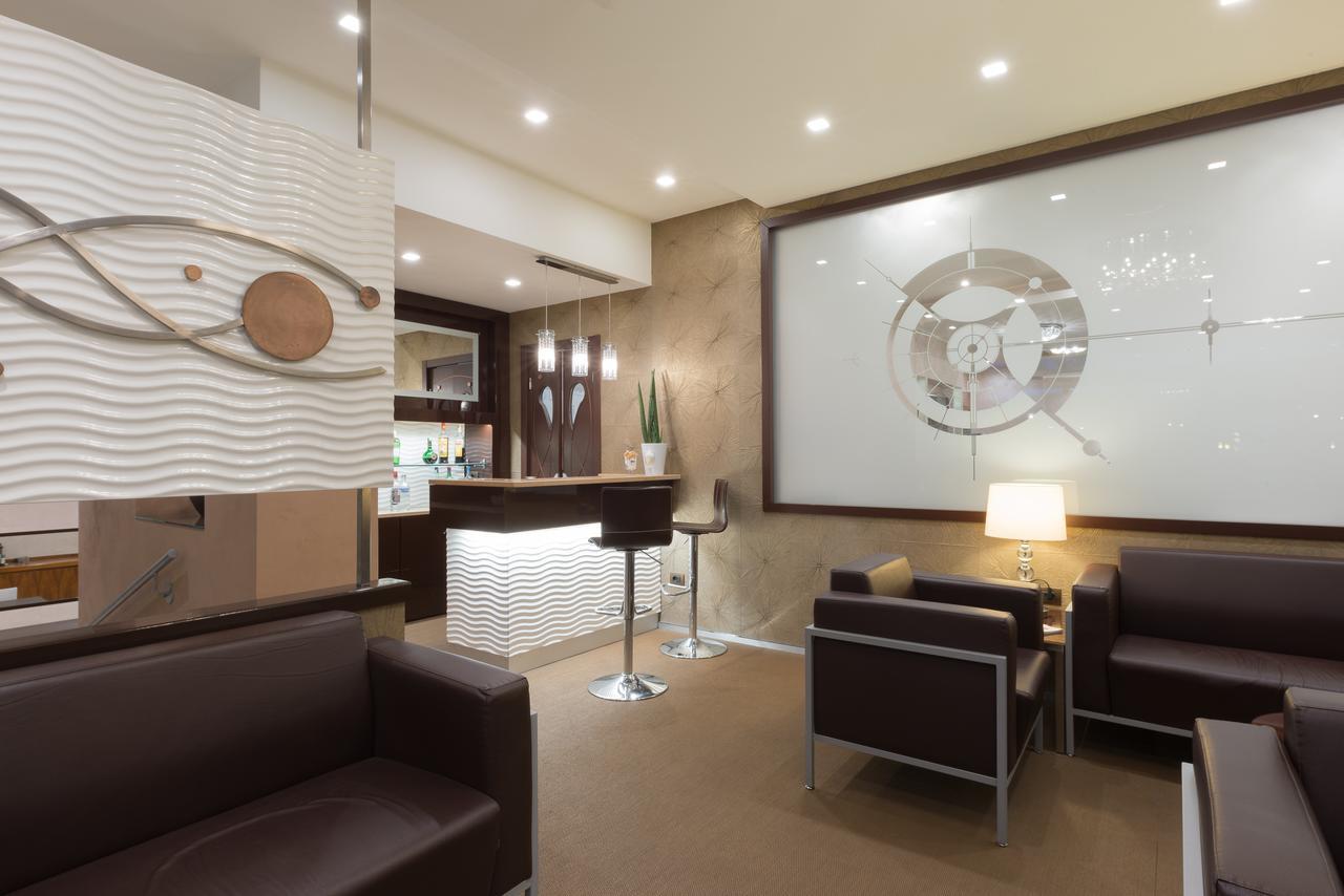 Magri'S Hotel نابولي المظهر الخارجي الصورة